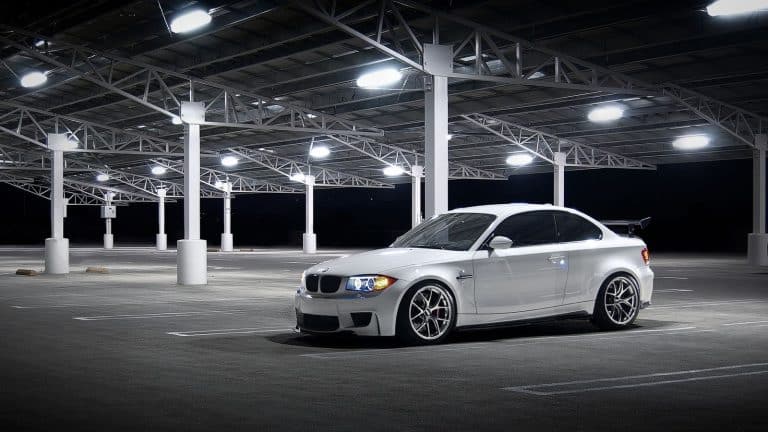 BMW 1M : Une compact explosive