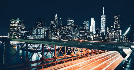 découvrez tous les enjeux et les solutions liés à la connectivité dans le monde moderne.
