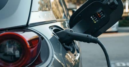 découvrez les dernières innovations automobiles qui transforment l'industrie, améliorent la sécurité, l'efficacité et l'expérience de conduite. explorez les technologies de pointe, des véhicules autonomes aux systèmes de connectivité avancés.