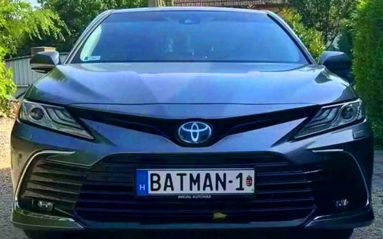 Ce rare numéro de plaque d’immatriculation sur le thème des super-héros pourrait être à vous… pour 350 000 $