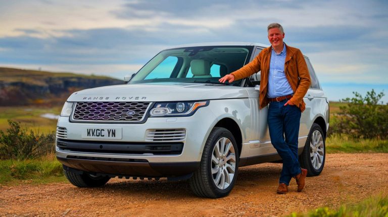Ce Britannique a acheté le Range Rover le moins cher du monde, voici le prix