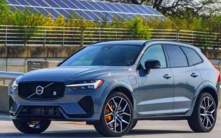 Un coup de jeune high-tech : le Volvo XC60 se met à jour pour conquérir le futur de l’automobile