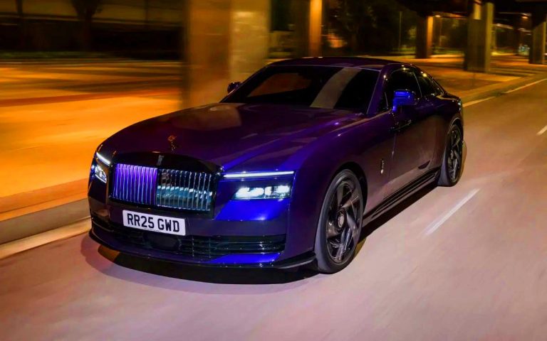 La Rolls-Royce Spectre Black Badge pulvérise les records : la plus puissante de l’histoire de la marque