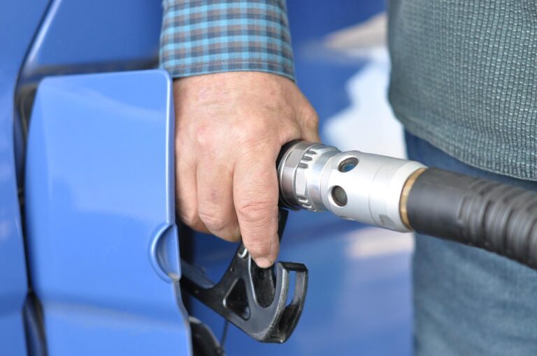 Quel carburant choisir pour sa voiture ?