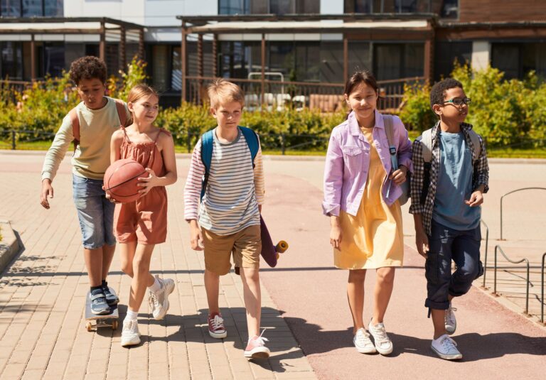 À Bruxelles, rues scolaires et radars ciblent les abords des écoles