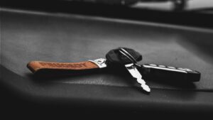 Les indispensables pour bien protéger sa voiture : garanties, risques et bonnes pratiques
