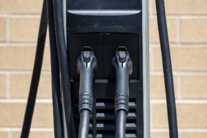 Comprendre les aides à l’achat d’une voiture électrique compacte