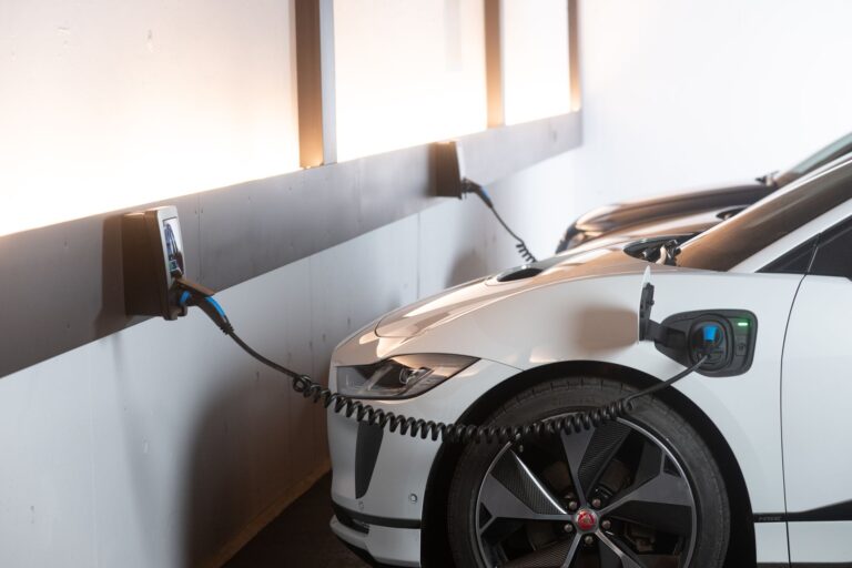 Voltaback lève 2,8 millions pour rembourser la recharge à domicile des salariés